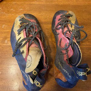 La Sportiva Testarossa climbing shoe